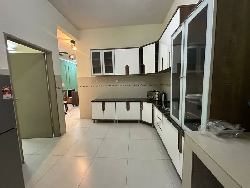 Terraced House for Rent in Shah Alam (Selangor) - Aliff Iqbal - Kitchen - PropertyGuru.com.my