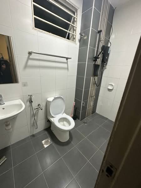 Terraced House for Rent in Shah Alam (Selangor) - Aliff Iqbal - Bathroom - PropertyGuru.com.my