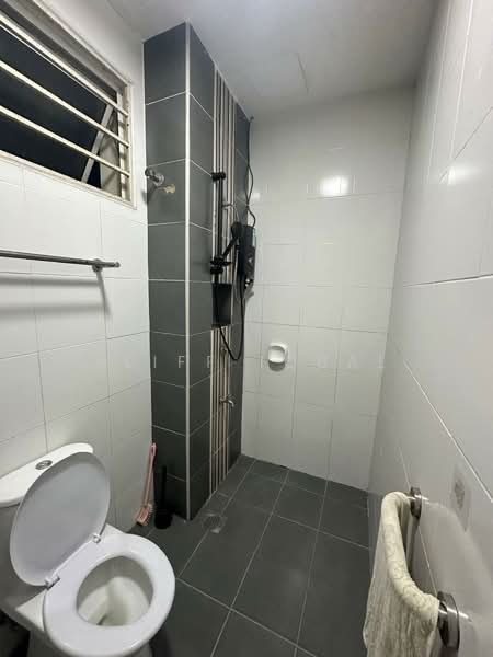 Terraced House for Rent in Shah Alam (Selangor) - Aliff Iqbal - Bathroom - PropertyGuru.com.my