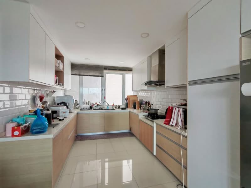 Condominium for Sale at Central Park condominium - Chris Teoh - Kitchen - PropertyGuru.com.my