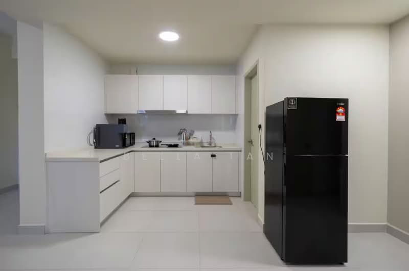 Service Residence for Sale at Summer Suites - Residensi Bukit Meldrum - Bella Tan - Kitchen - PropertyGuru.com.my