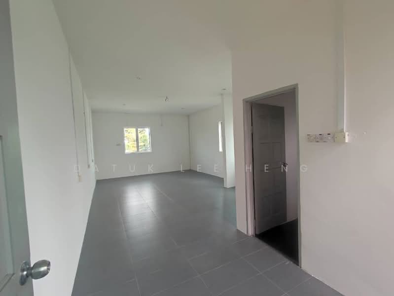 Rumah Berkembar untuk Dijual di Taman Chateau (Ipoh) - Datuk Lee Heng - Interior - PropertyGuru.com.my