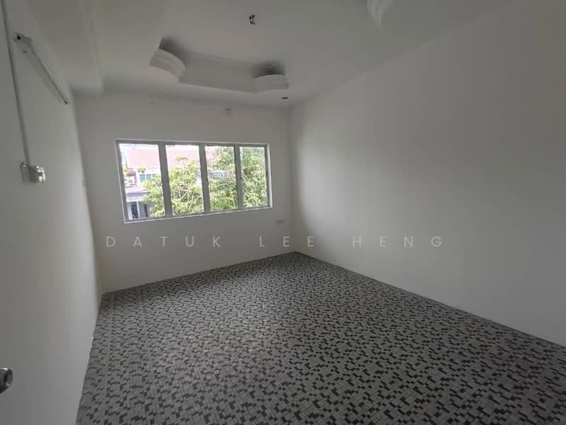 Rumah Berkembar untuk Dijual di Taman Chateau (Ipoh) - Datuk Lee Heng - Interior - PropertyGuru.com.my