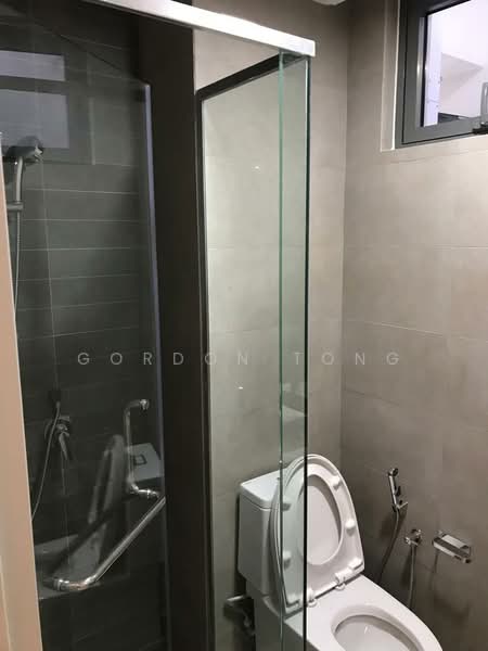 Condominium for Rent at Vivo Residential Suites - Gordon Tong - Bathroom - PropertyGuru.com.my