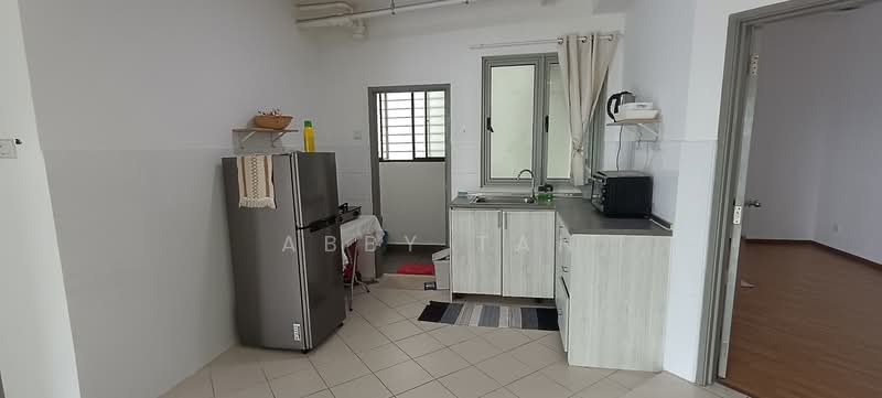 Service Residence for Sale at Greenz (Residensi Flora) @ One South - Abby Tan - Kitchen - PropertyGuru.com.my
