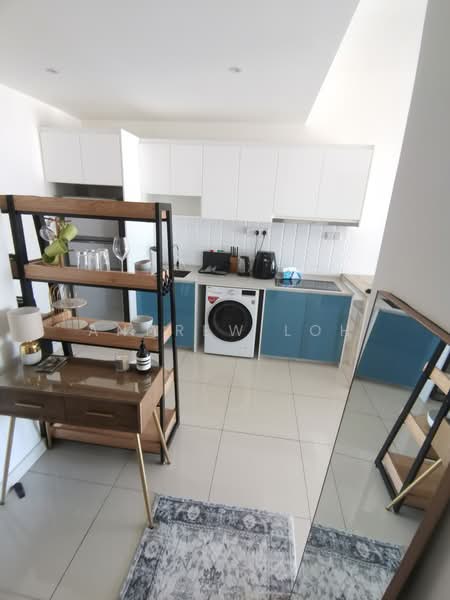 Service Residence for Sale at Continew - Andrew Loh - Kitchen - PropertyGuru.com.my