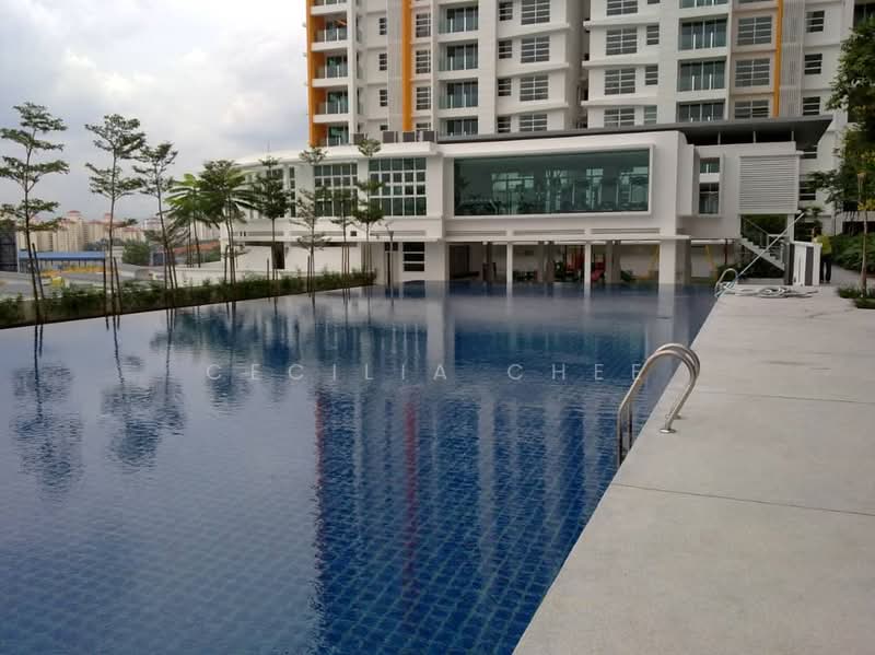 Kondominium untuk Disewa di The Zest @ Kinrara 9 - Cecilia Chee - Pool - PropertyGuru.com.my