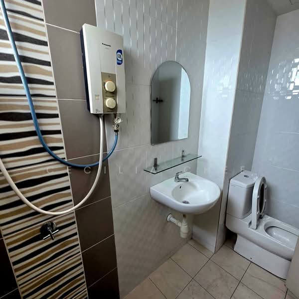 Kondominium untuk Disewa di The Zest @ Kinrara 9 - Cecilia Chee - Bathroom - PropertyGuru.com.my