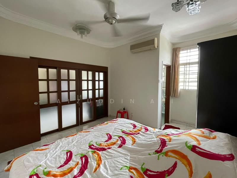 2-storey Terraced House for Sale in Putra Heights (Subang Jaya) - Aizuddin Ali - Bedroom - PropertyGuru.com.my
