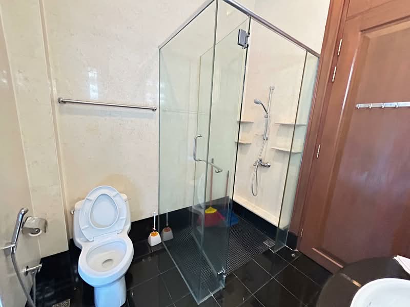 Rumah Banglo untuk Dijual di Glenmarie (Selangor) - Lai YK - Bathroom - PropertyGuru.com.my