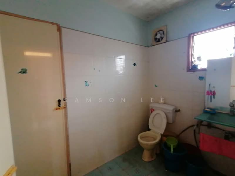 Bungalow for Sale in Rawang (Selangor) - Samson Lee - Bathroom - PropertyGuru.com.my