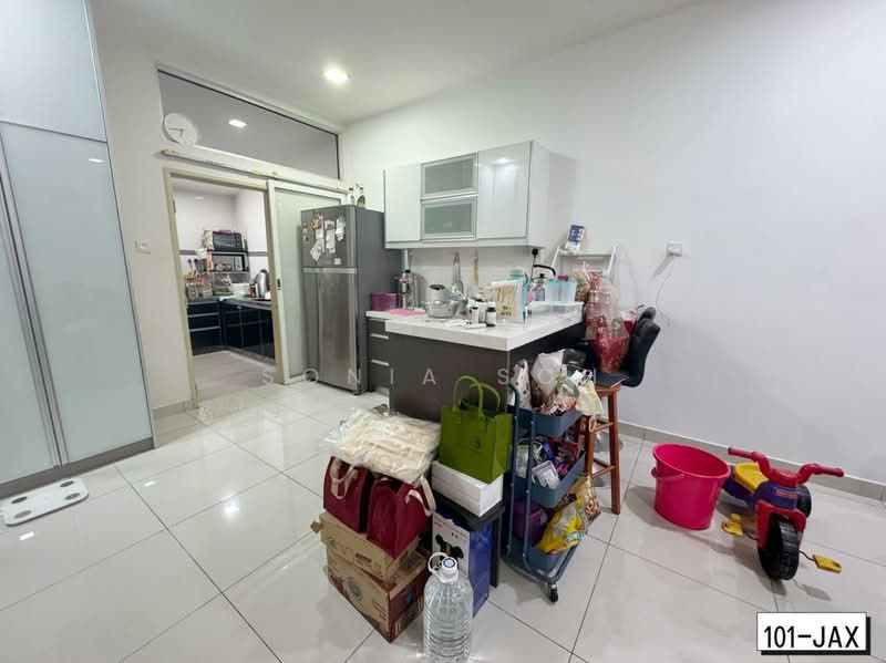 Rumah Berkembar untuk Dijual di Taman Aman Perdana (Kapar) - Sonia Soh - Kitchen - PropertyGuru.com.my