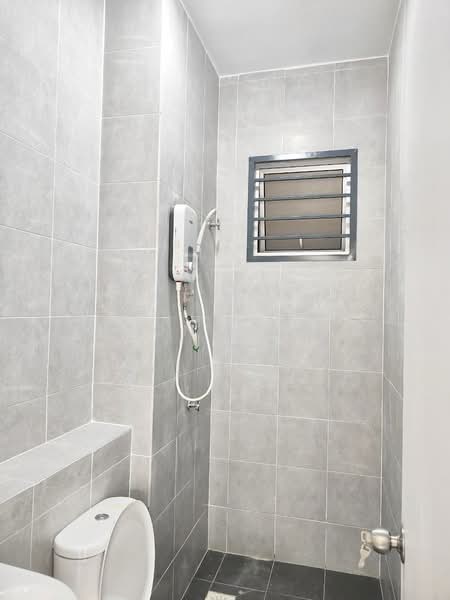 Kondominium untuk Disewa di Residensi Adelia 3 - Eldon Chong - Bathroom - PropertyGuru.com.my