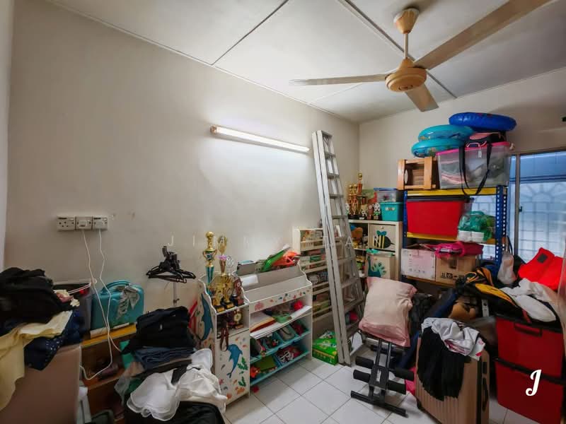 1-storey Terraced House for Sale in Klang (Selangor) - Jimmy Tan - PropertyGuru.com.my