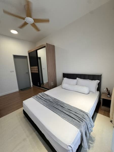 Kondominium untuk Disewa di Skyline KL - Alps Tan - Bedroom - PropertyGuru.com.my