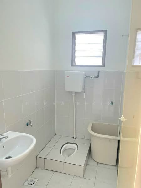 Terraced House for Sale in Kampar (Perak) - Nurra Eikin - Bathroom - PropertyGuru.com.my