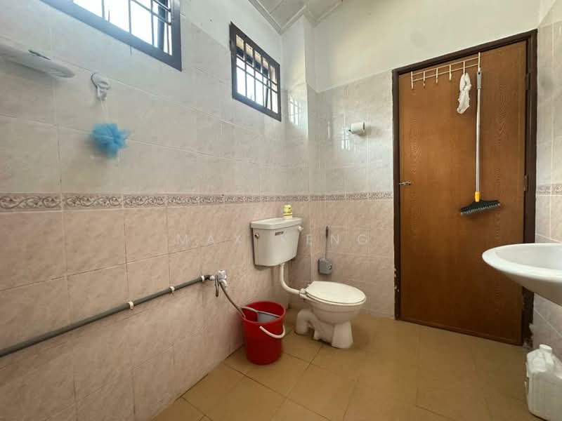 Rumah Teres 2 Tingkat untuk Dijual di Johor Bahru (Johor) - Max Keng - Bathroom - PropertyGuru.com.my