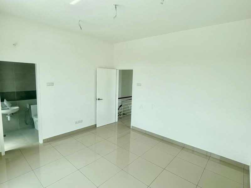 Rumah Teres 2 Tingkat untuk Dijual di Taman Adda Heights (Tebrau) - Liz Yap - Bathroom - PropertyGuru.com.my