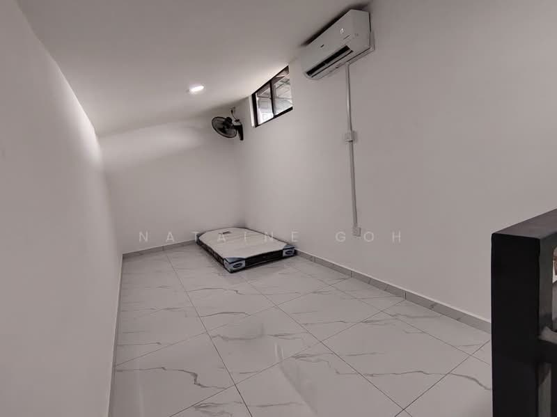 1-storey Terraced House for Rent in Taman Abad (Johor Bahru) - Nataine Goh - Bedroom - PropertyGuru.com.my