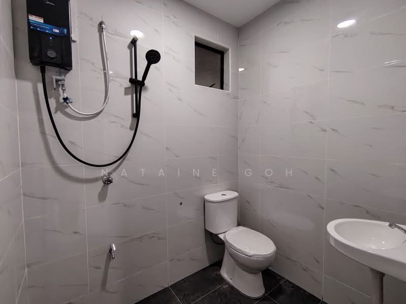 1-storey Terraced House for Rent in Taman Abad (Johor Bahru) - Nataine Goh - Bathroom - PropertyGuru.com.my