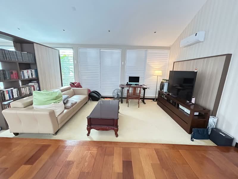 Rumah Banglo untuk Dijual di Saujana (Selangor) - Lai YK - Living Room - PropertyGuru.com.my