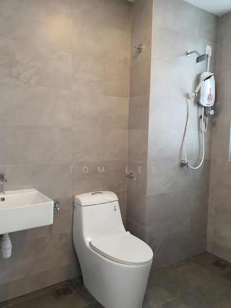 Service Residence for Rent at SUNSURIA FORUM SERVICED APARTMENT - Tom Lee - Bathroom - PropertyGuru.com.my
