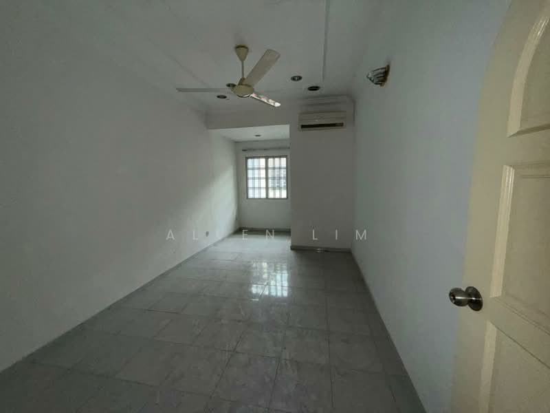 2-storey Terraced House for Sale in Taman Wangsa Permai (Kepong) - Alven Lim - Interior - PropertyGuru.com.my