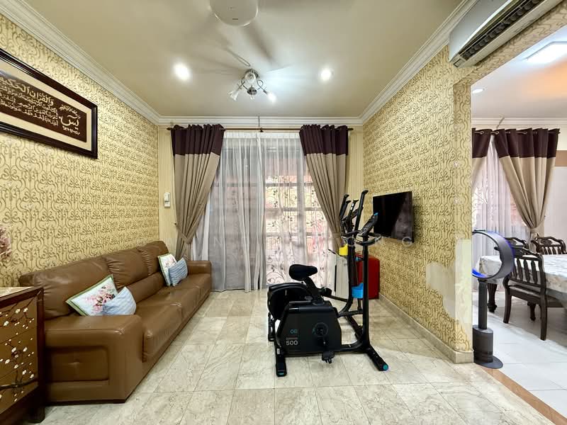 Rumah Banglo untuk Dijual di Ara Damansara (Selangor) - Caindy Wong - Living Room - PropertyGuru.com.my