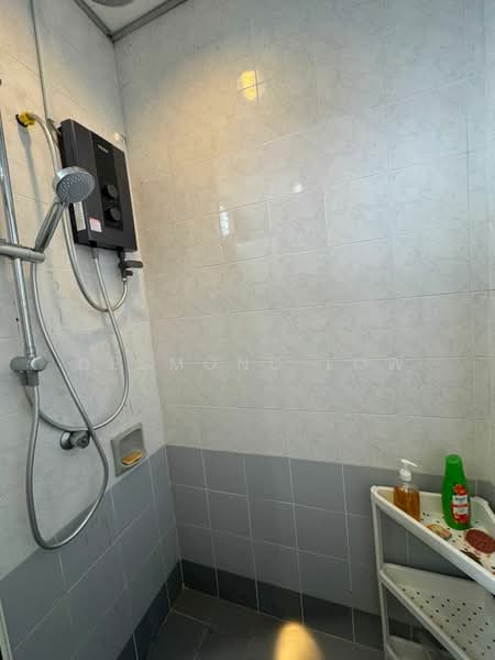 Kondominium untuk Disewa di Tiara Duta - Desmond Low - Bathroom - PropertyGuru.com.my