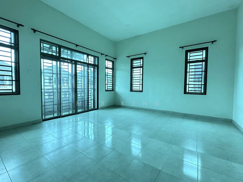 Cluster House for Sale in Kulai (Johor) - Max Keng - Living Room - PropertyGuru.com.my
