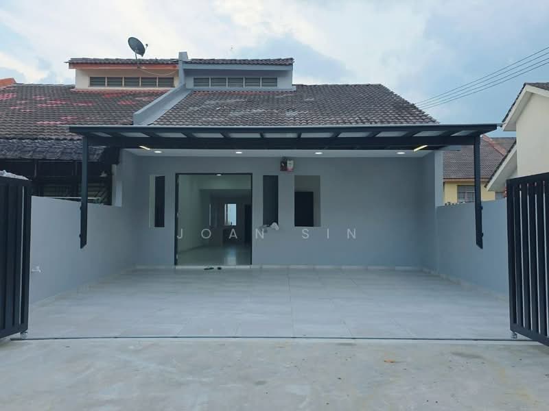 Rumah Teres 1 Tingkat untuk Dijual di Ulu Tiram (Johor) - Joan Sin - Exterior - PropertyGuru.com.my