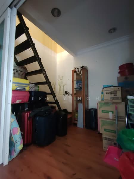 2-storey Terraced House for Sale in Taman Mutiara Indah (Puchong) - Terry Hoh - Interior - PropertyGuru.com.my