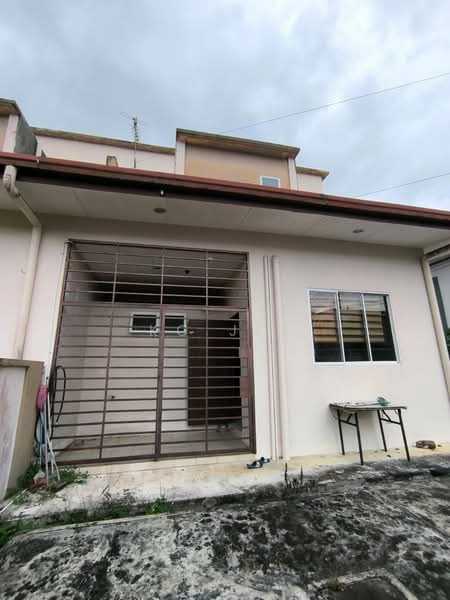 2-storey Terraced House for Sale in Kuching (Sarawak) - KC Jee - Exterior - PropertyGuru.com.my