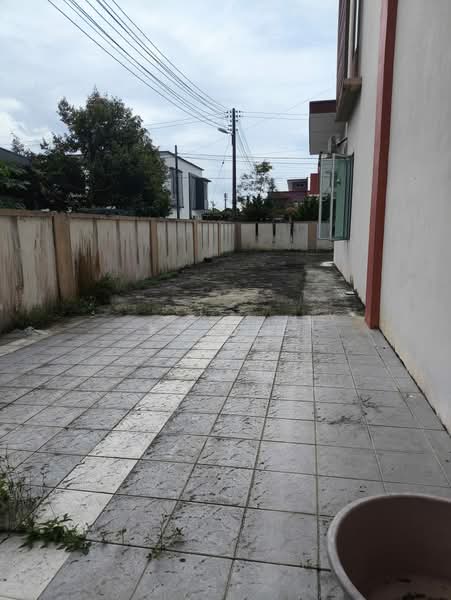 2-storey Terraced House for Sale in Kuching (Sarawak) - KC Jee - Exterior - PropertyGuru.com.my