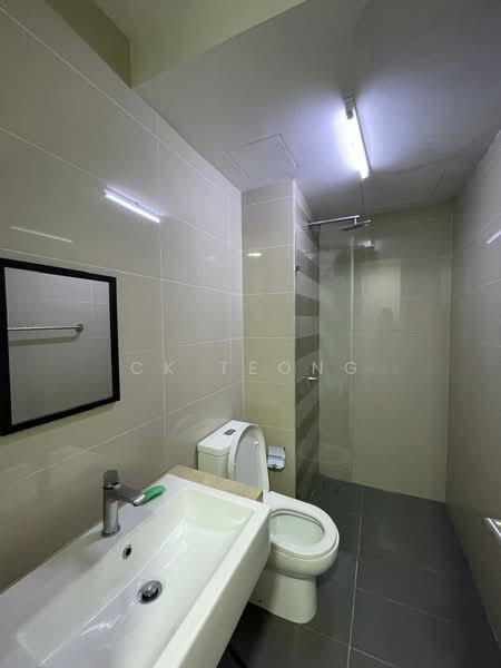 Kondominium untuk Disewa di Danau Kota Suite Apartments - CK Teong - Bathroom - PropertyGuru.com.my