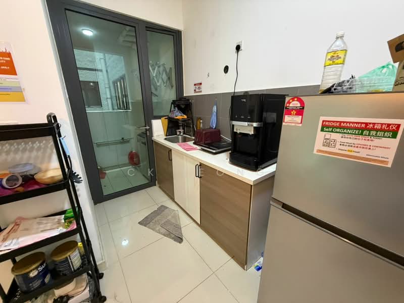 Kondominium untuk Disewa di Danau Kota Suite Apartments - CK Teong - Kitchen - PropertyGuru.com.my