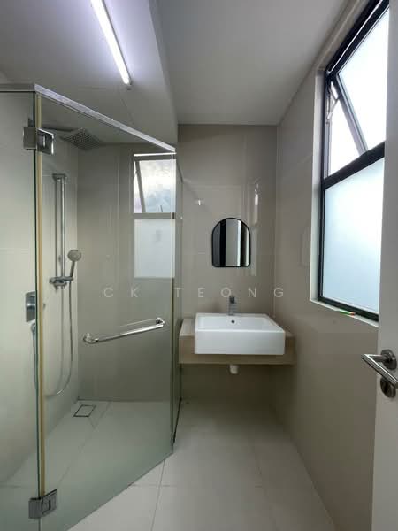 Kondominium untuk Disewa di Danau Kota Suite Apartments - CK Teong - Bathroom - PropertyGuru.com.my