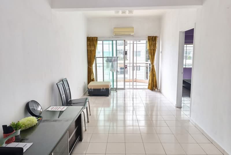 Kondominium untuk Disewa di Kepong Sentral Condominium - TOMMY TAN - Living Room - PropertyGuru.com.my