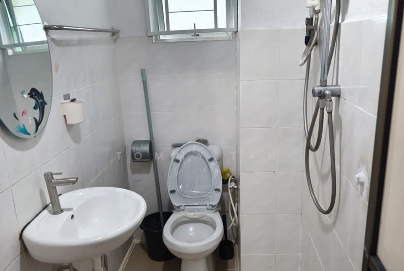 Kondominium untuk Disewa di Kepong Sentral Condominium - TOMMY TAN - Bathroom - PropertyGuru.com.my