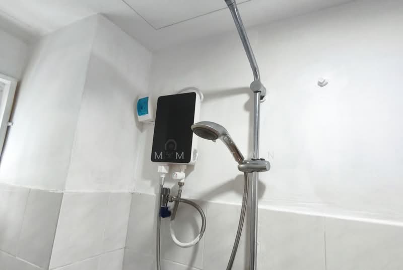 Kondominium untuk Disewa di Kepong Sentral Condominium - TOMMY TAN - Bathroom - PropertyGuru.com.my