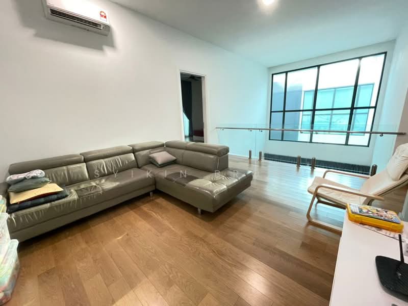 Semi-Detached House for Sale in Cyberjaya (Selangor) - Syikin Brown - Living Room - PropertyGuru.com.my