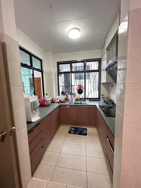 Rumah Teres 2 Tingkat untuk Dijual di Taman Laguna (Johor Bahru) - Wong Yi Xin - Kitchen - PropertyGuru.com.my