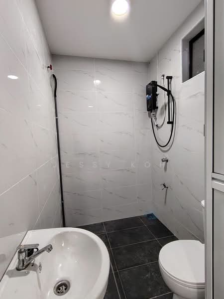 1-storey Terraced House for Rent in Taman Abad (Johor Bahru) - Jessy Koh - Bathroom - PropertyGuru.com.my