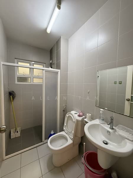 Semi-Detached House for Sale in Setia Damai (Setia Alam) - Allan Tan - Bathroom - PropertyGuru.com.my