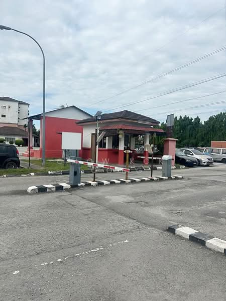 Apartment for Sale at Pangsapuri Lotus (Teratai) - Chow Kok Toong - Exterior - PropertyGuru.com.my