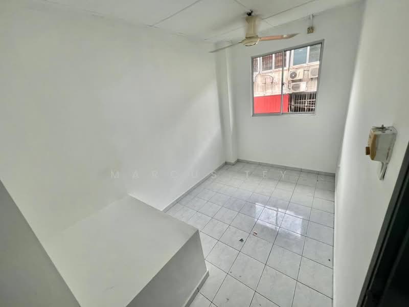Rumah Teres 2 Tingkat untuk Dijual di Taman Perling (Perling) - Marcus Tey - Interior - PropertyGuru.com.my