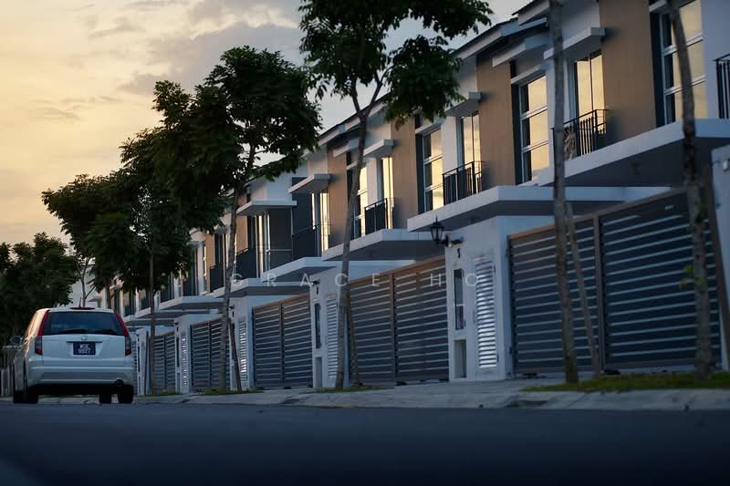Rumah Teres 3 Tingkat untuk Disewa di Desa Parkcity (Kuala Lumpur) - Grace Ho - Exterior - PropertyGuru.com.my