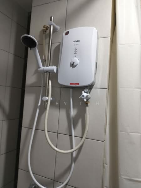 Condominium for Rent at Fairview Residence - Joey Teh - Bathroom - PropertyGuru.com.my