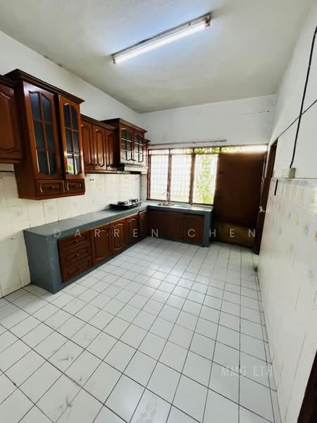 Rumah Teres 2 Tingkat untuk Dijual di Taman Bayu Perdana (Klang) - Darren Chen - Kitchen - PropertyGuru.com.my