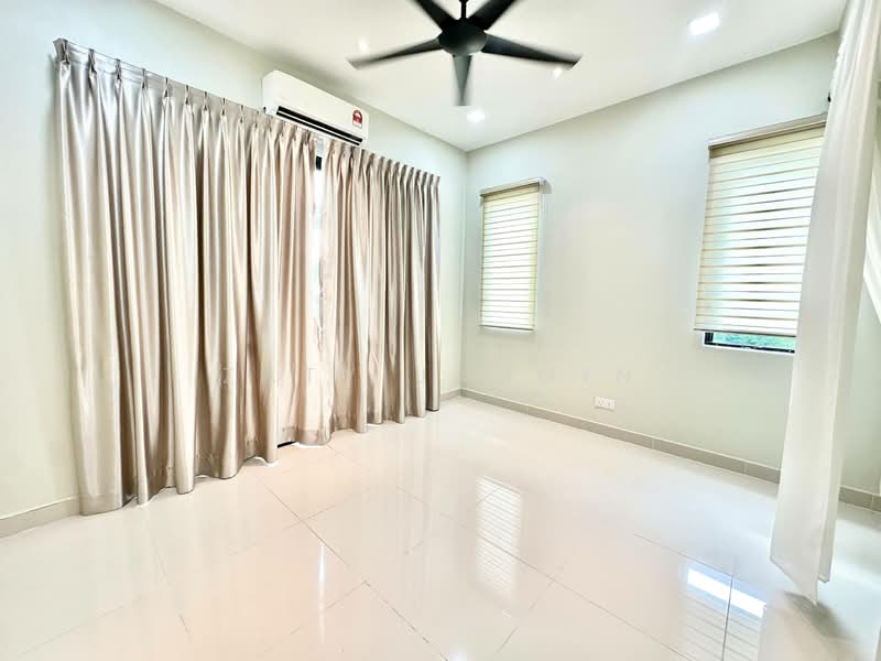 2.5-storey Terraced House for Sale in Seksyen 16 (Shah Alam) - Zaty Jasmin - Interior - PropertyGuru.com.my